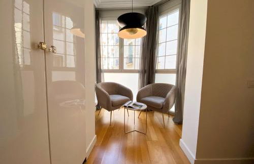 Spacious Elegant on Avenue Diagonal By MyRentalHost - Photo 6