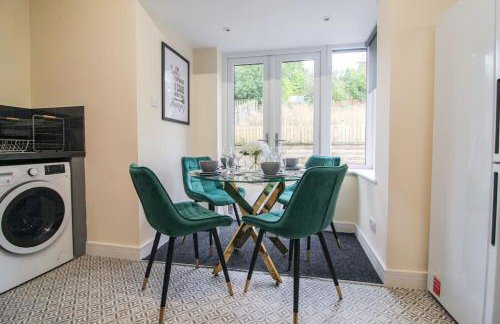 Cosy Modern 3 Bedroom House in Bradford City - Foto 54