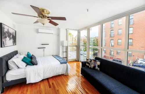 Modern 3BR Townhouse with Private Rooftop & Parking Minutes to NYC - Foto 39