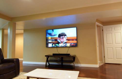 6 King Bedrooms, Sleeps 20, 8 Rooms, Bikes, HotTub - Foto 3