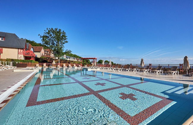 Terraced House in Residence & Spa With Common Pool and Sauna, Houlgate - Foto 15