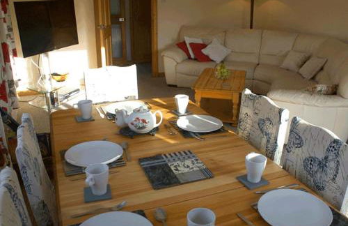 3 Bed Bungalow - Sleeps 6 - Pet Friendly - Parking - Foto 17