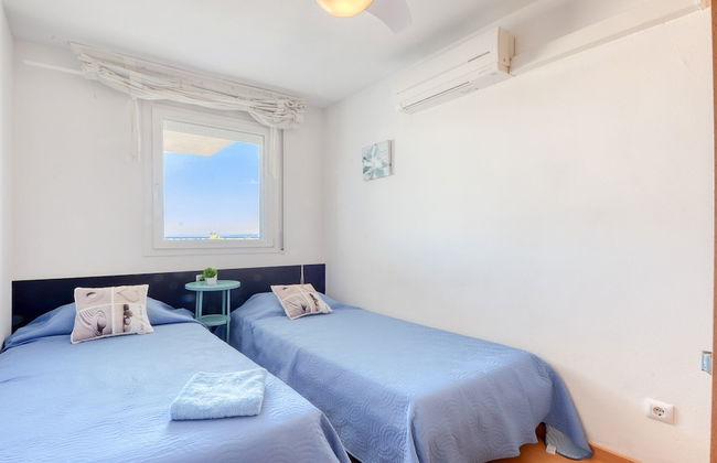 Apartment in Roses Near Santa Margarita Beach - Photo 10