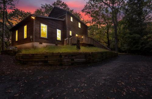 Nature's Paradise with Hot Tub and Fire Pit - Foto 29