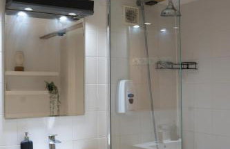 3BR Riverside Warehouse Loft - Foto 33