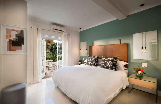 More Quarters Hotel - Photo 6