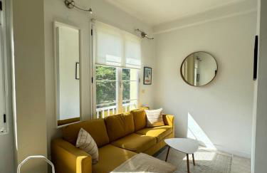 Moderno y luminoso apartamento en Santa Cruz capital - Foto 3