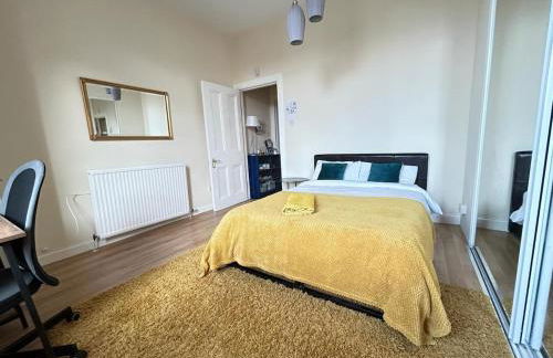 VS-Entire Flat-Central Scotland-Falkirk, Self-Check-in , Pet-friendly with Parking - Foto 4