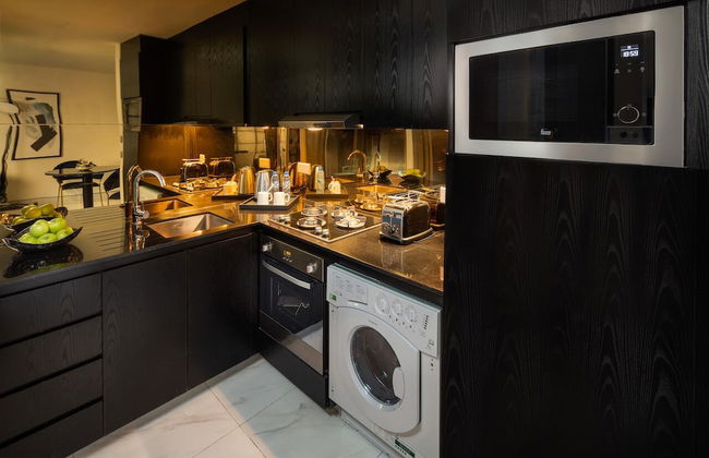 Millennium Atria Business Bay - Photo 23