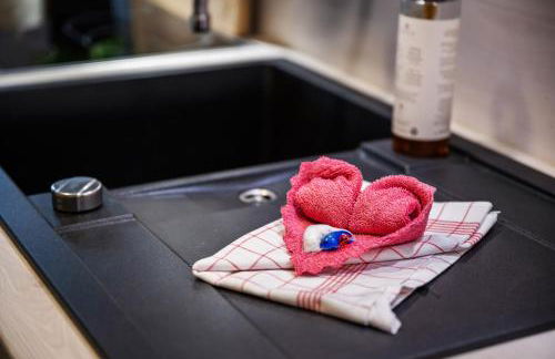 Stilvolle Stadtoase, 116 qm, Parkblick, Wassernah, Parkplatz - Foto 33