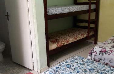 Bertioga - Casa para temporada com piscina, acomoda até 15 pessoas - Photo 10