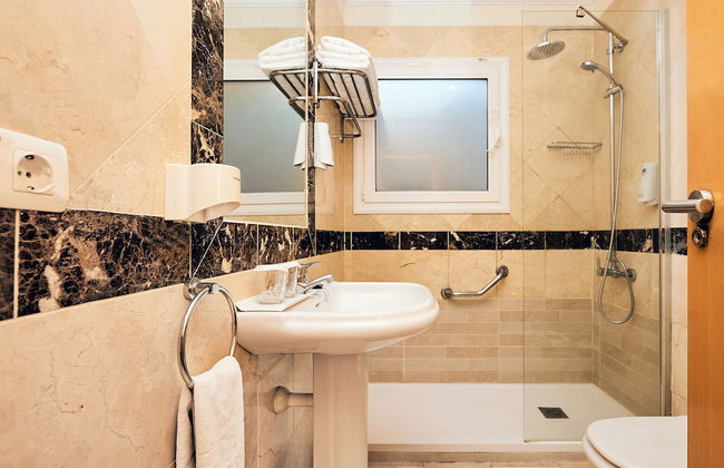 Kn Aparthotel Panoramica Heights - Foto 18