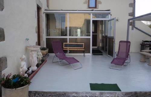 Maison rénovée à Bransat avec spa, WiFi et animaux acceptés - FR-1-489-294 - Foto 14