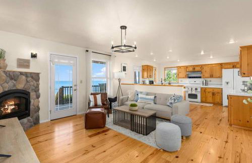 Puget Sound Sunset - Whidbey Ocean Front home with C - Foto 19