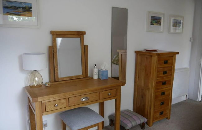 Beautiful 2-bed Apartment in Inverkip Great Garden - Foto 5