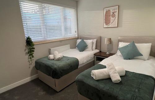 Immaculate Newly Refurbished 4 Bed House - Foto 1