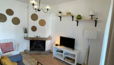 Agradable casa rural con chimenea en interior - Foto 2