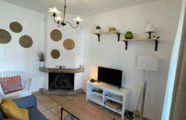 Agradable casa rural con chimenea en interior - Foto 2