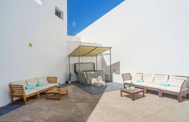 Villa Luar - Photo 17