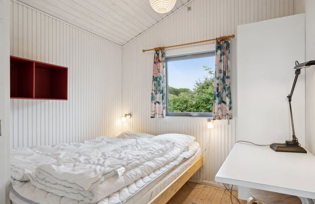 "Bridgette" - 100m from the sea - Foto 19