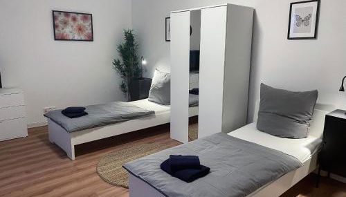 bookandstay24 Die-burg 4 Zimmerwohnung mit Küche und Balkon bei Darmstadt, Frankfurt, RheinMain Gebiet - Foto 2