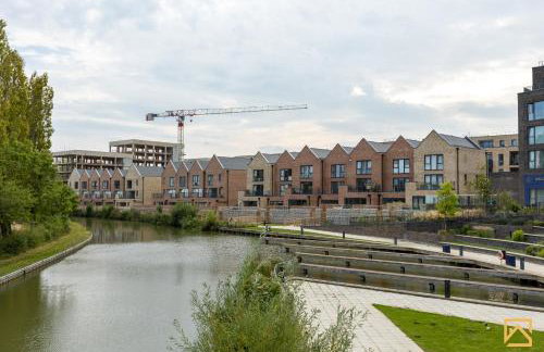 Cosy 1 bed near peaceful canal By Valore Property Services - Foto 21