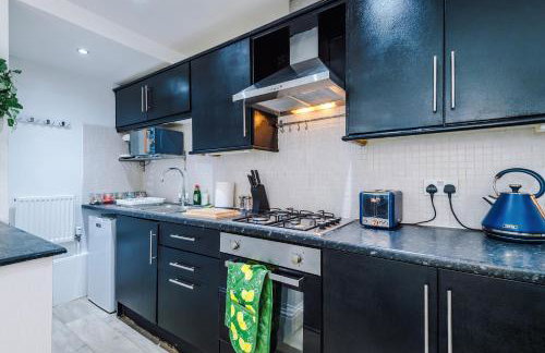 Luxury 1 bedrooom house, sleeps 4, free parking - Foto 4