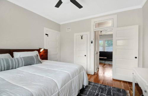 Apothecary - Upper Unit Downtown 2BR - Foto 7