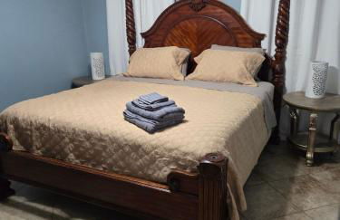 The University of South Alabama Poolside Getaway 'Veteran Own Business ' - Foto 5