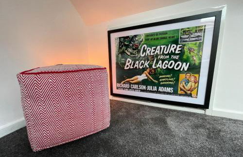 Cheerful 2 Bedroom Townhouse with Cinema Loft - Foto 41