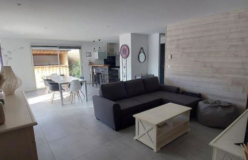 Villa Océan, environnement calme avec piscine chauffée 10 min de l'océan - Foto 7