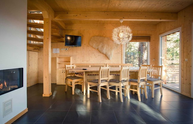 Spacious Chalet With hot tub - Foto 15