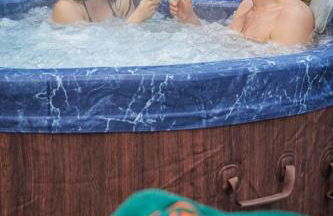 Country Retreat Sleeping 15 - Bron Menai - Foto 7