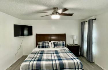 Emmanuel House - Photo 29