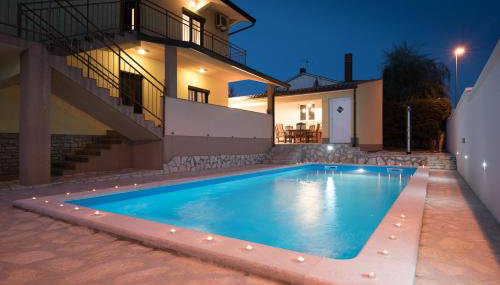 Villa Maredi with pool - Foto 2