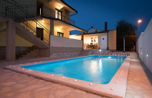 Villa Maredi with pool - Foto 2