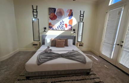 Game & Soak Retreat 3BR Private Jacuzzi Pool Table - Foto 38