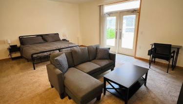 Studio 104 at Foxboro - Photo 3