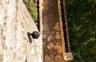 Old Small Stone House - Photo 20