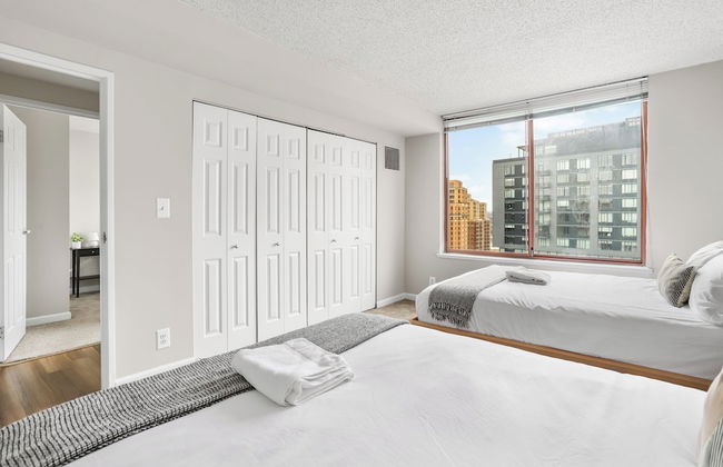 Heart of DC Area Apartments - Photo 15