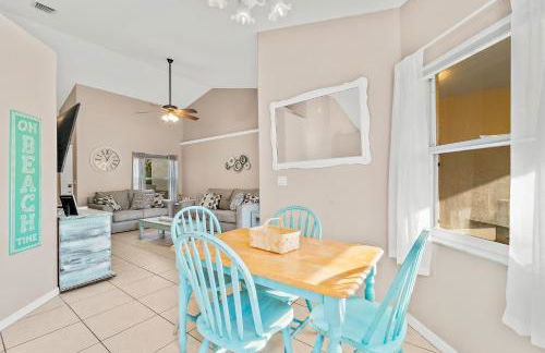Sunset Serenity - 3BR Beach Townhome with outdoor patio - NEW HOT TUB, Steps to Ocean Fun! - Foto 23
