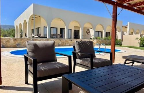 Selena Beach Front Loft with private heatable Pool - Foto 1