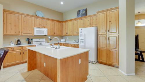 Golfers Oasis with Heated Pool in Avondale! - Foto 3