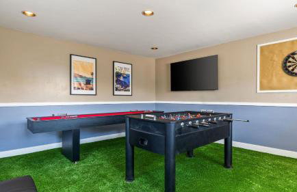 Point Loma Home w Putting Green Firepit Game Room Beach Access Zola Street by AvantStay - Foto 15