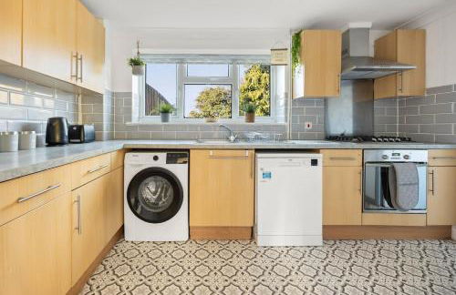 Cosy Oxford Holiday House - 20 min drive to Centre - Foto 40