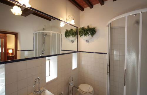 Luxurious, cozy apartment with pool near Cortona in Tuscany versatile - Foto 8