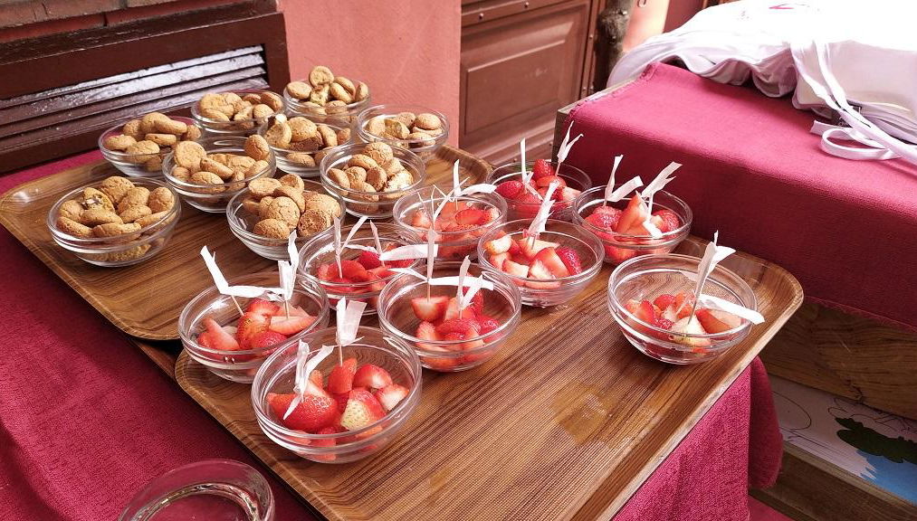 Corso di cucina siciliana e visita al mercato di Taormina - Tour per piccoli gruppi - Foto 2