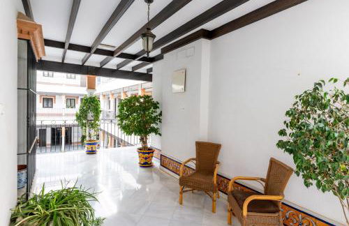 Center of Seville! Luxury apartment in Sevillian Manor House! - Photo 11