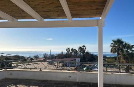 Elegante Location Fronte Mare - Foto 3