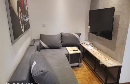 Niesamowita nowoczensa kawalerka w centrum kmicica - Foto 32